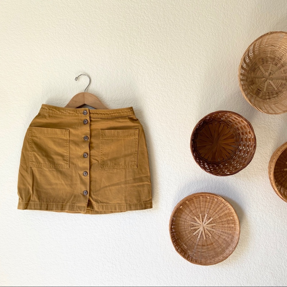 Old Navy Carmel Button Down Patch Pocket Skirt - image 3